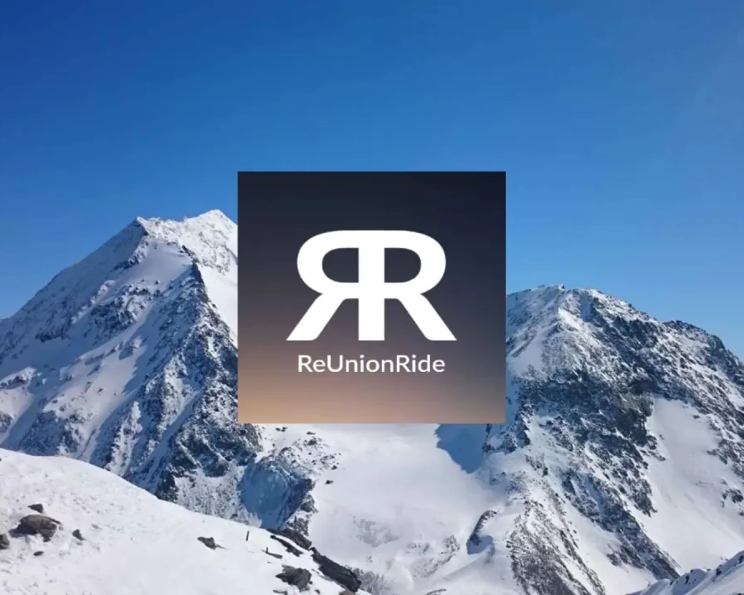 Tenerife Web Design captures the excitement of ReUnionRide in a dynamic promo video, showcasing unforgettable moments and the event's lively atmosphere.