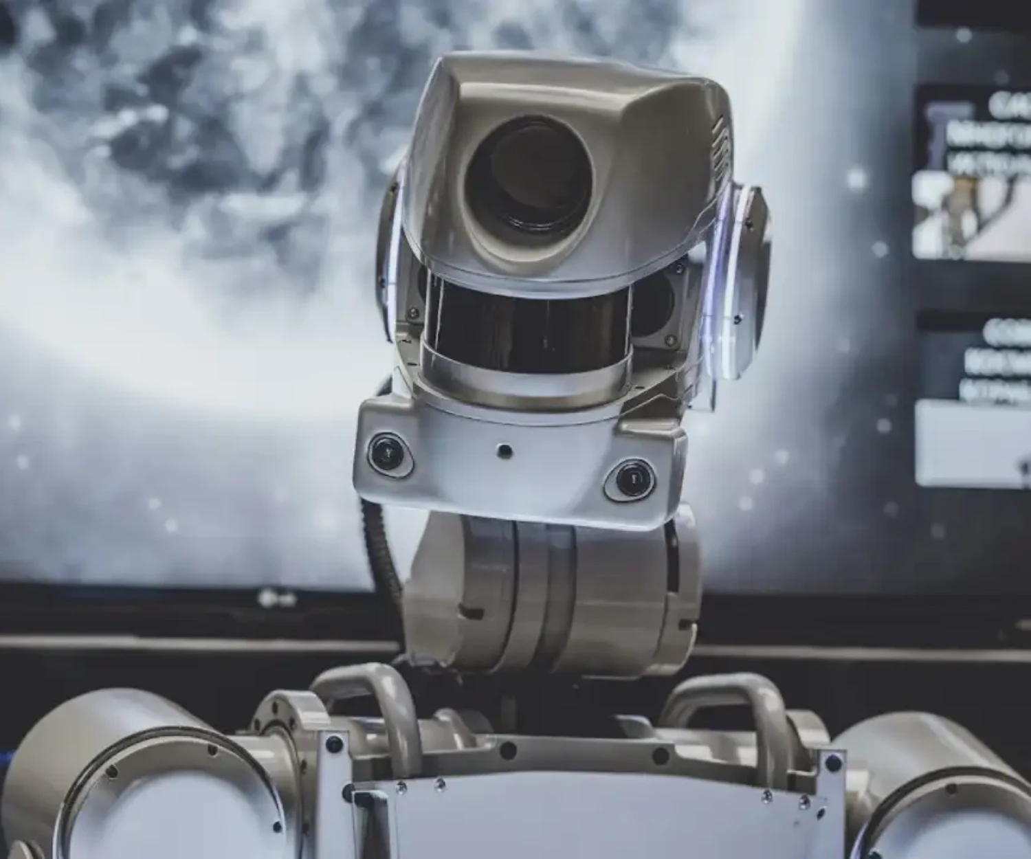 Why Tech Still Needs a Human Hand